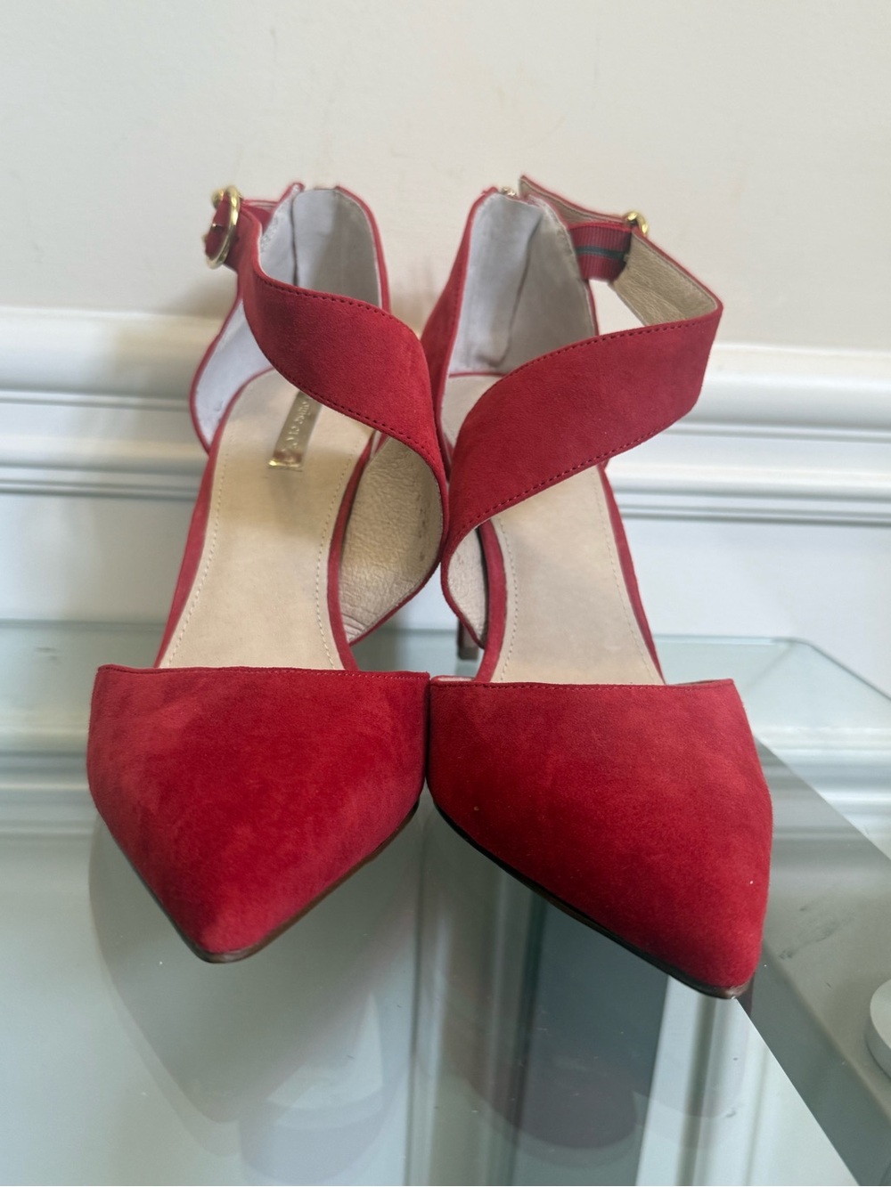 Louise et Cie Red Suede Pointed-Toe Crisscross Ankle Strap Heels
